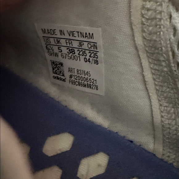 Adidas Women's Cream and Blue Athletic Shoes - Picture 3 of 3